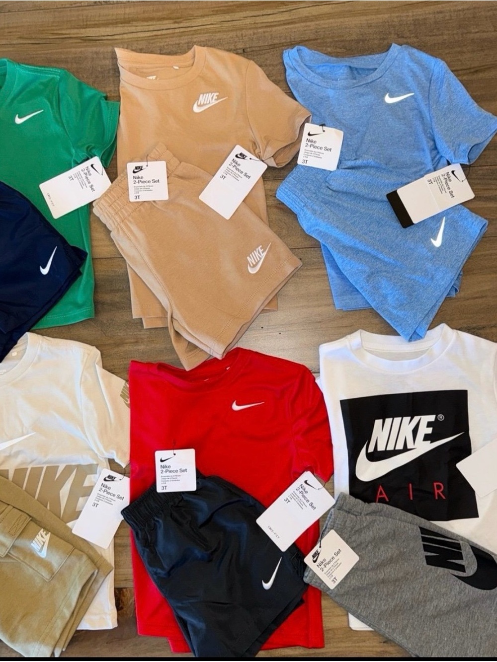 Nike boys shorts and shirts size 3t